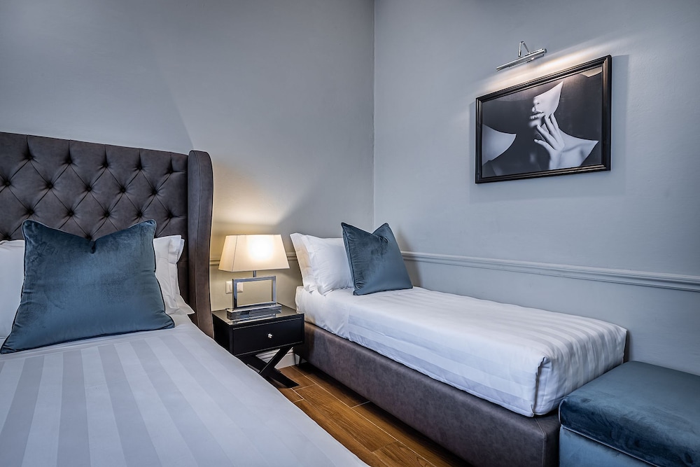 Superior Triple Room photo 2