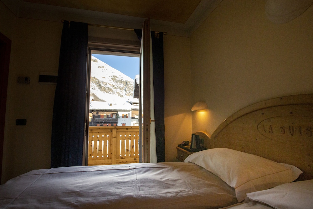 Double Room Single Use, Balcony photo 2