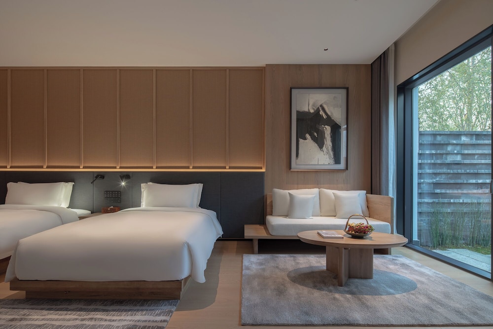 Luxury Twin Room photo 3