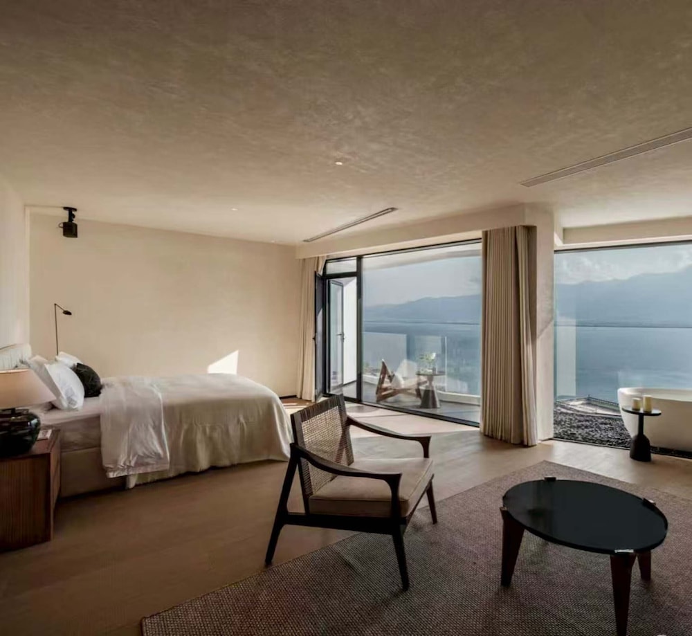 Family Room, Ocean View