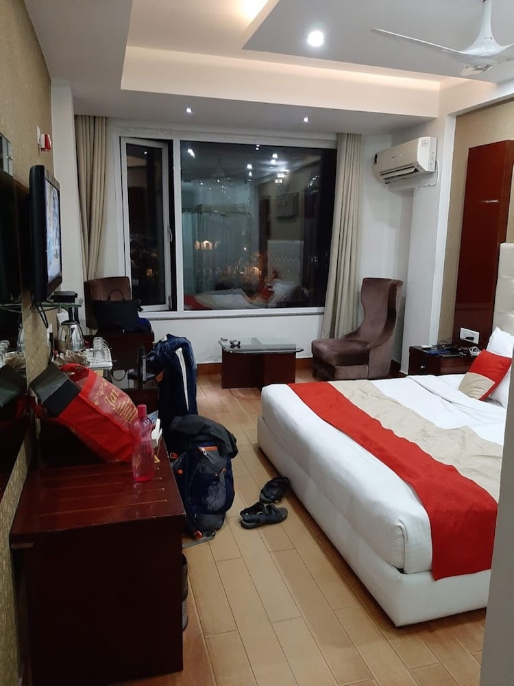 Exclusive Double Room, City View