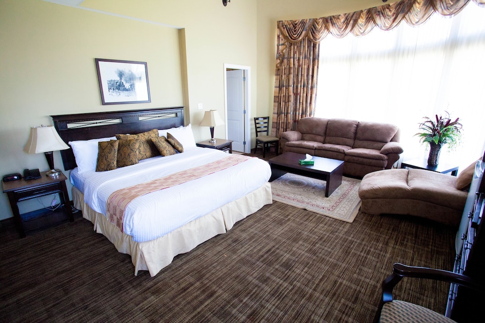 Suite, 1 King Bed