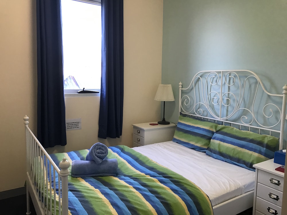 Double Room with External Dual Share Bathroom photo 1