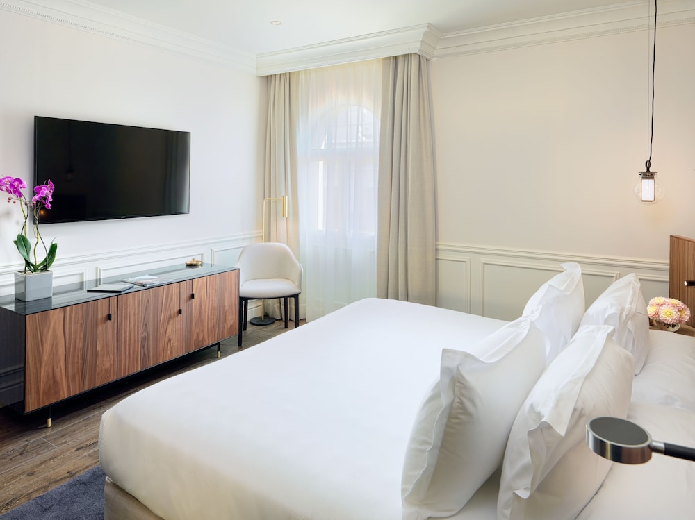 Suite (Mimosa)