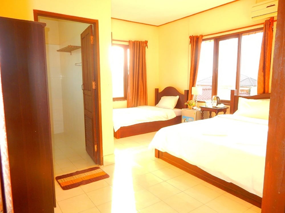 Standard Triple Room photo 3