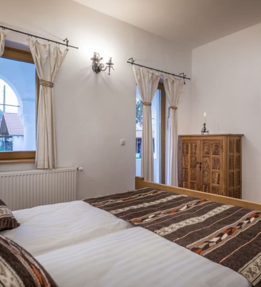 Traditional Double Room, 1 Queen Bed photo 1
