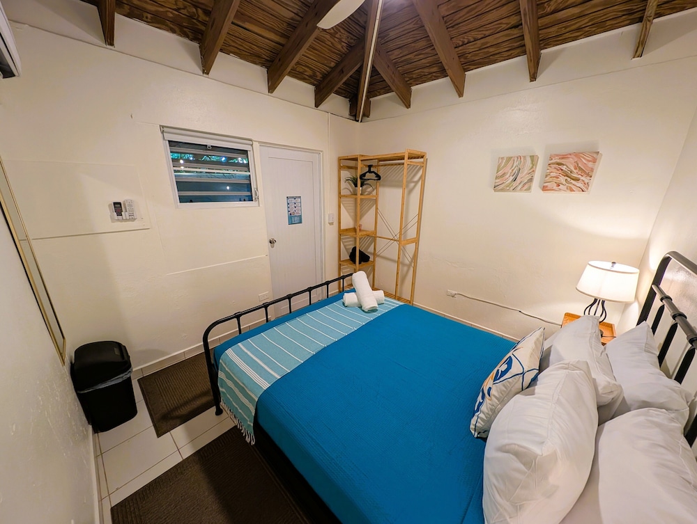 Basic Double Room photo 3