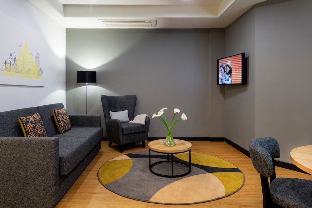 Executive Apartment, 1 Bedroom - Photo 2
