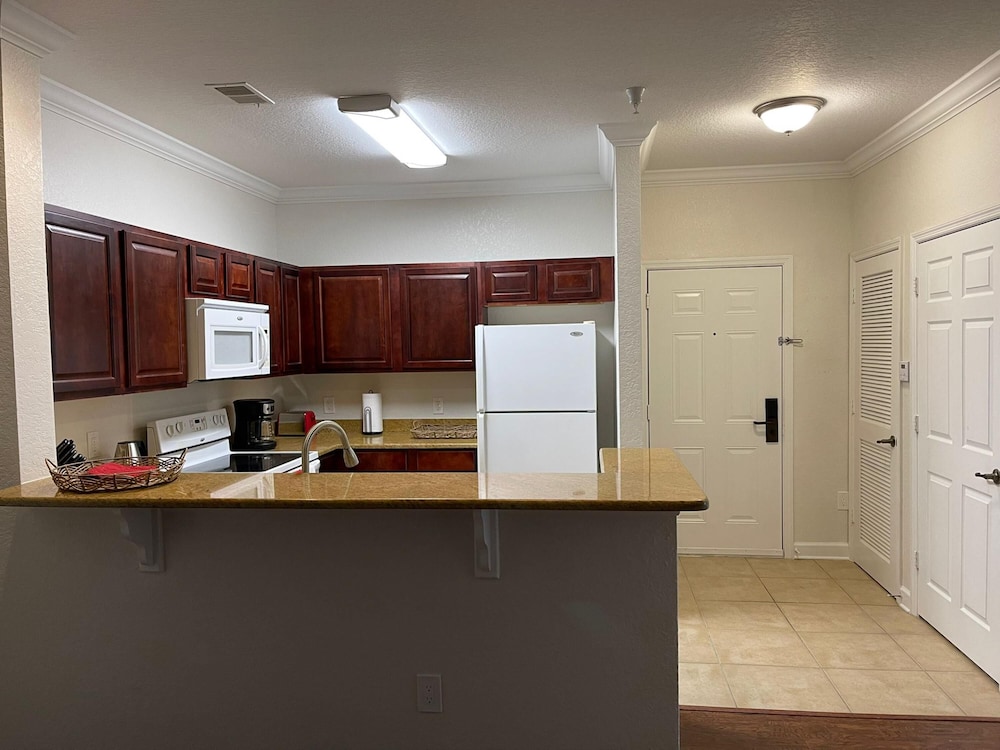 Grand 3BR Luxury Condo Resort Style Near Disney, Foto 4