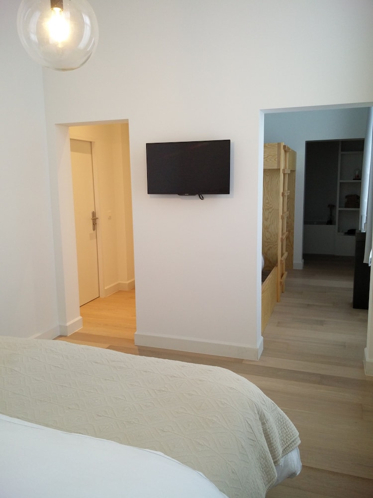 Family Room photo 3