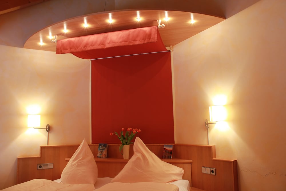 Comfort Suite photo 1