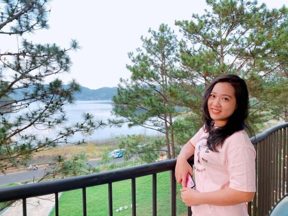 Deluxe Room, Lake View - Photo 11