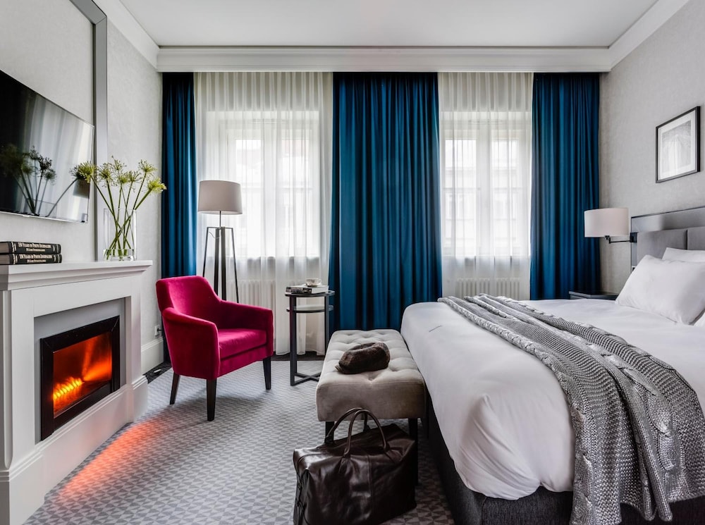 Deluxe Double or Twin Room photo 1