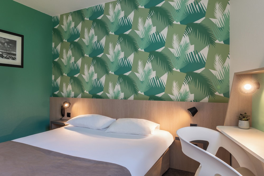 Classic Double Room, 1 Queen Bed - Photo 3