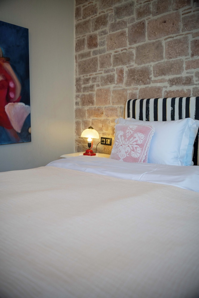 Deluxe Room, Balcony, City View