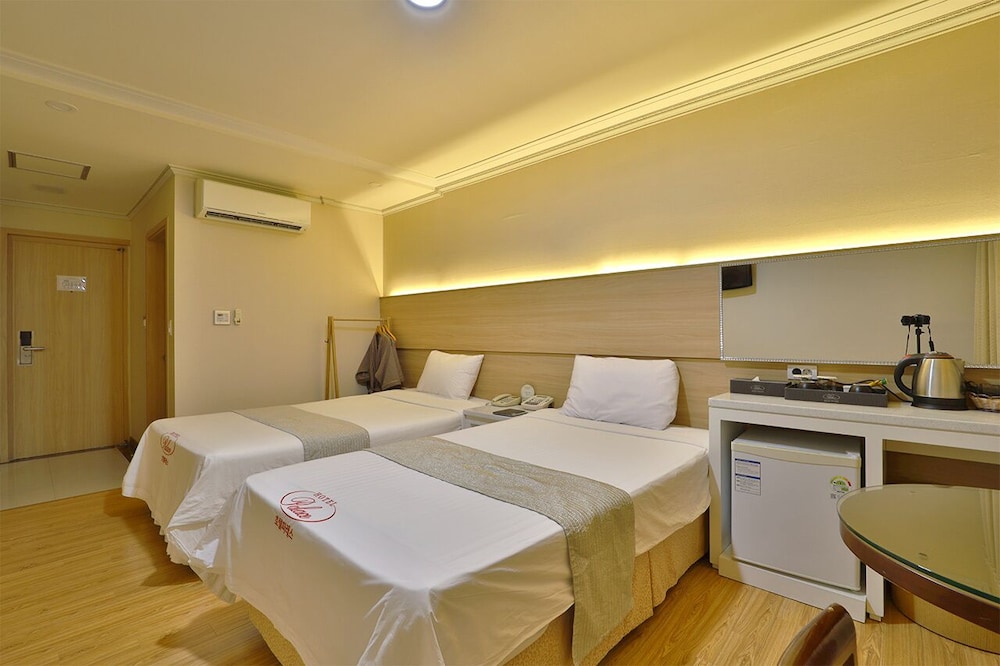 Twin Room photo 1