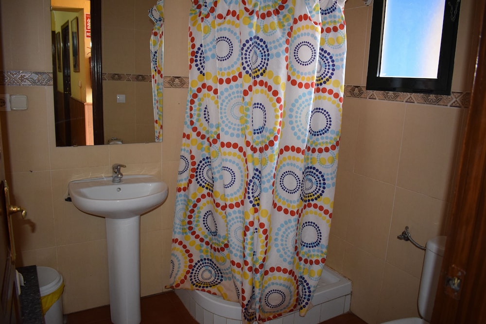 Basic Double Room photo 2