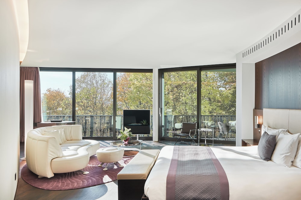 Superior Junior Suite, Forrest/ Courtyard View, Partially Balcony, Whirlpool, Spa Access - Photo 1