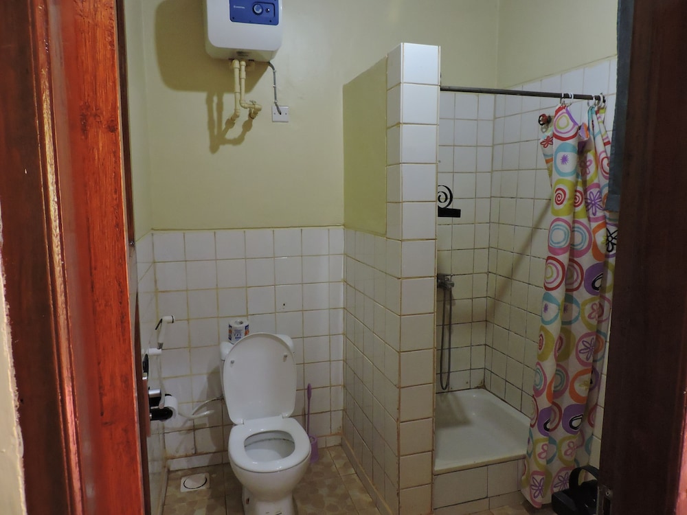 Basic Twin Room photo 3