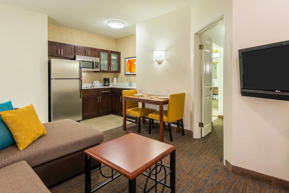 Suite, 1 Bedroom photo 1