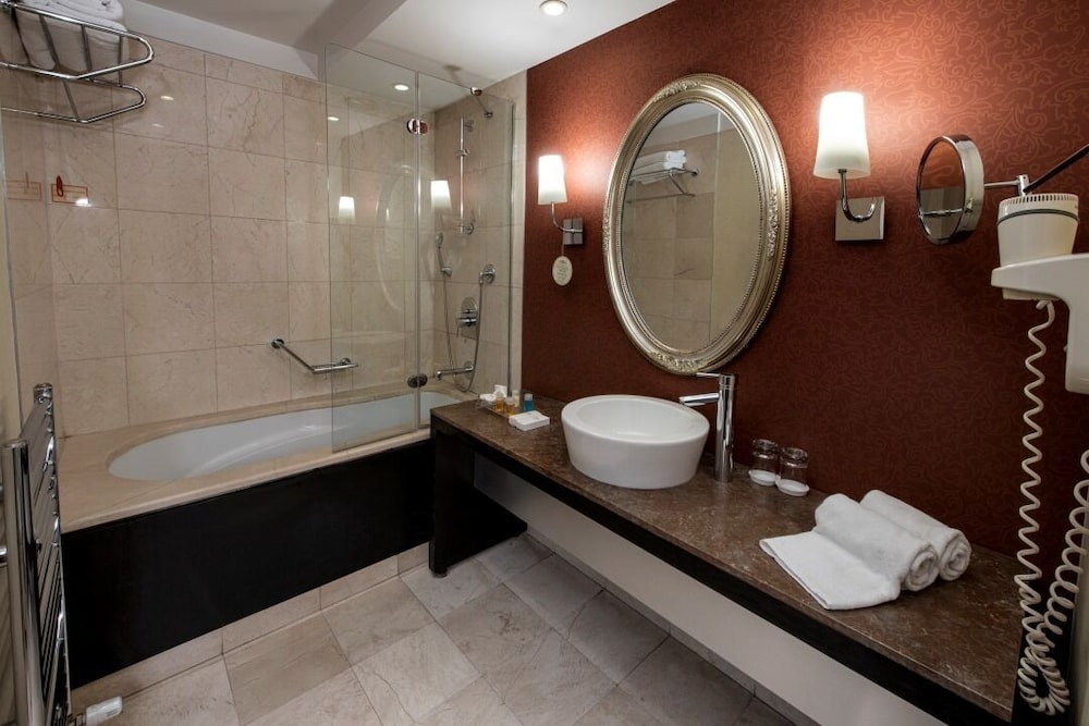 Standard Twin Room photo 2