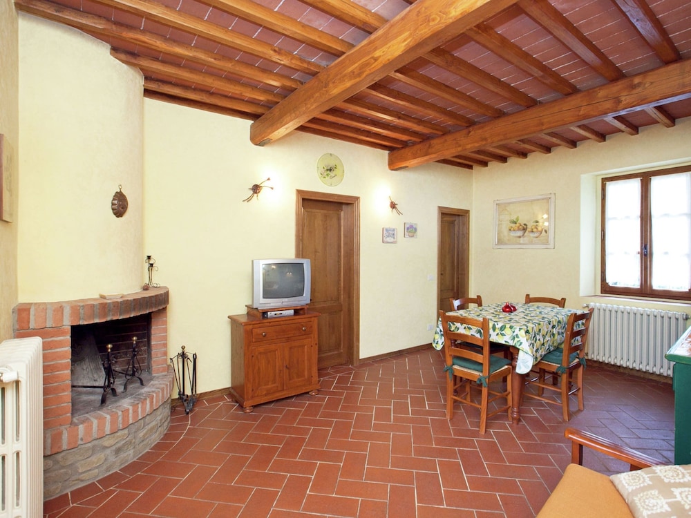 Classic Cottage, 3 Bedrooms photo 2