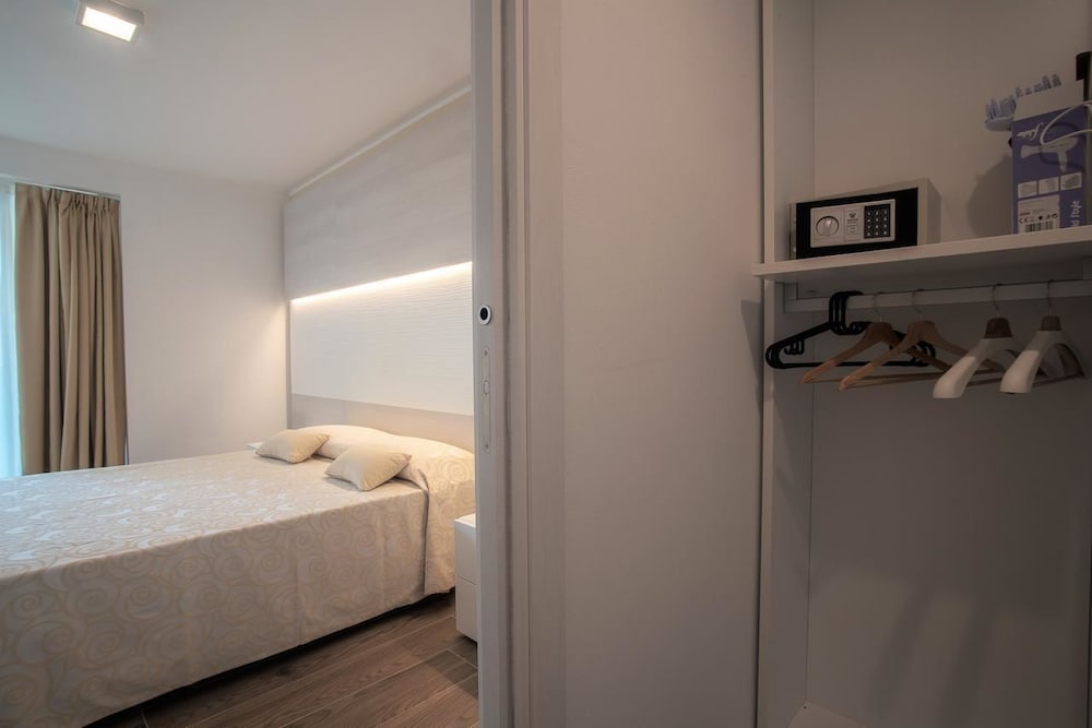 Superior Apartment, Lagoon View photo 2