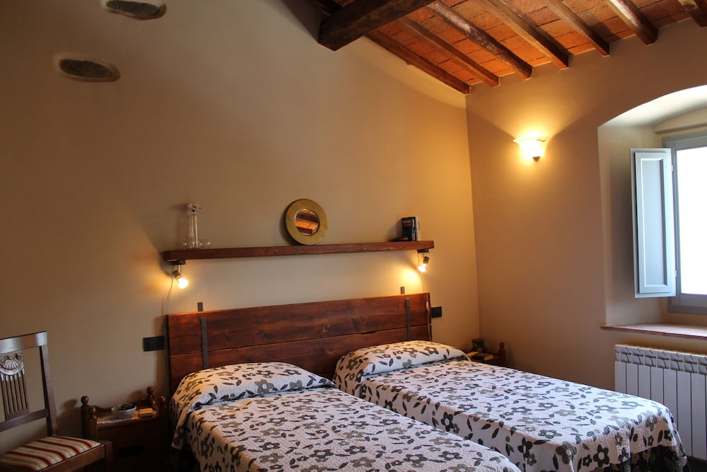 Family Apartment, 2 Bedrooms, Tower (Verde) photo 2