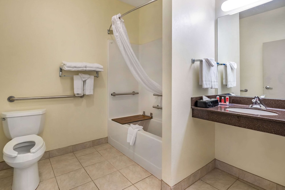 Suite, Multiple Beds, Accessible, Non Smoking - Photo 3