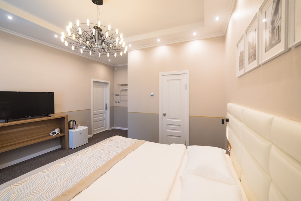 Superior Double Room, 1 Queen Bed, Non Smoking photo 2
