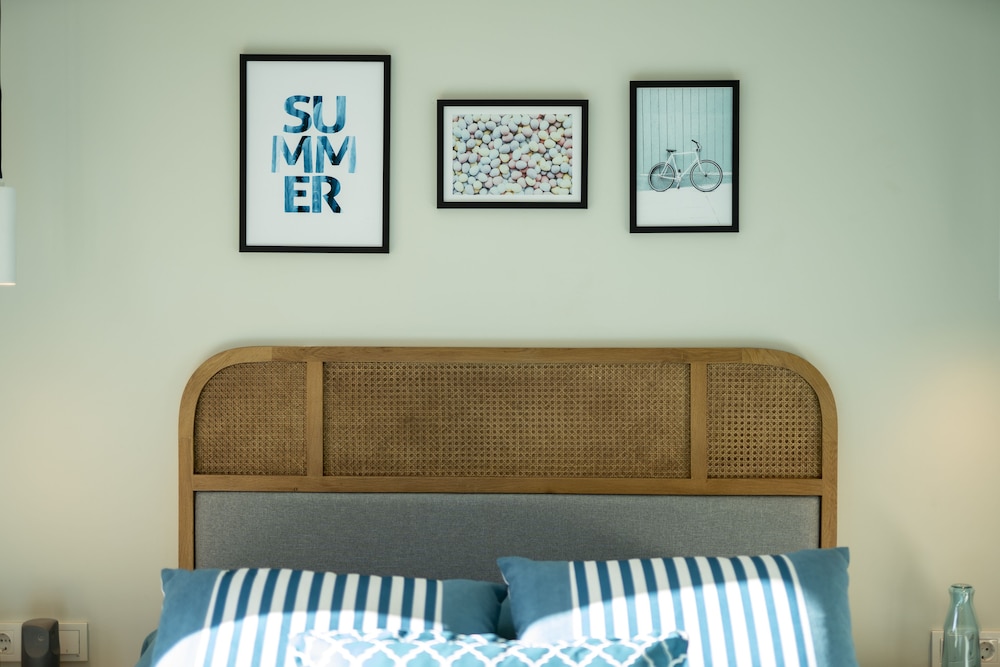 Residence-1 photo 2