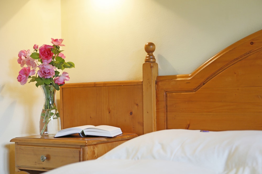 Standard Double Room, 1 Bedroom, Garden View photo 3