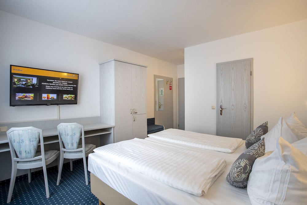 Standard Double Room - Photo 1