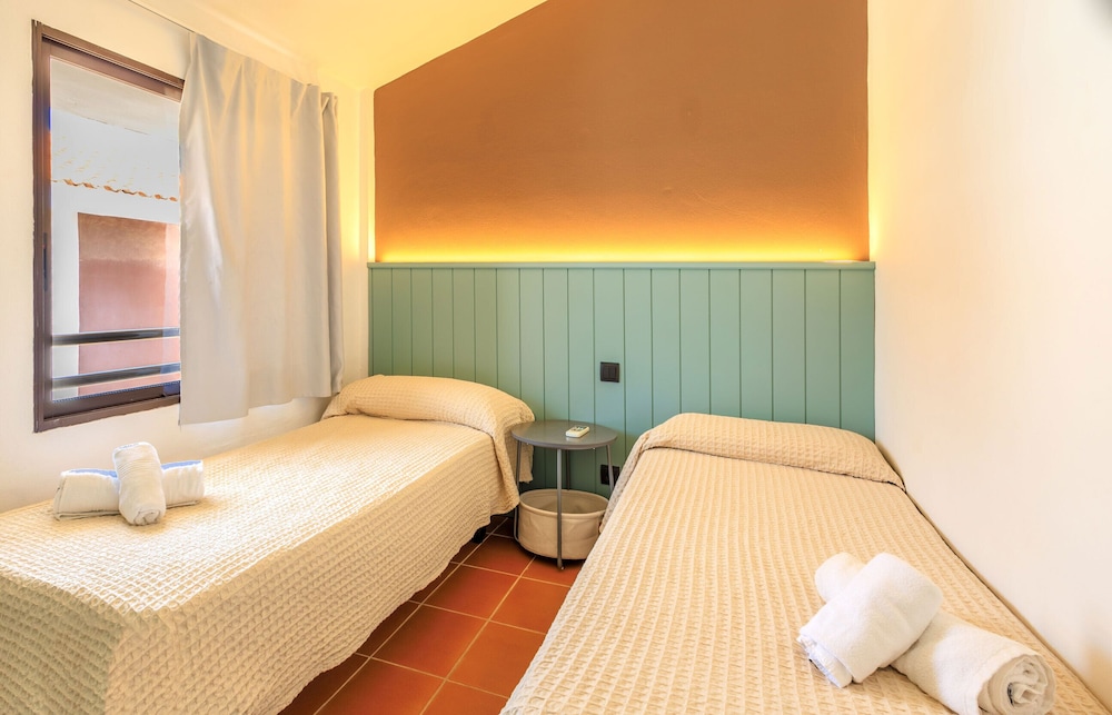 Duplex, 2 Bedrooms