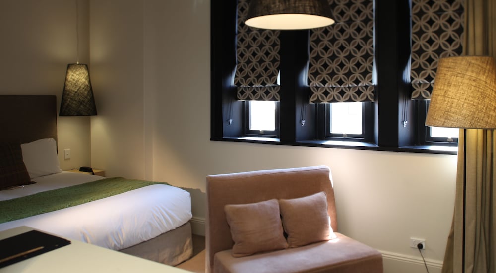 Standard Suite - Photo 2