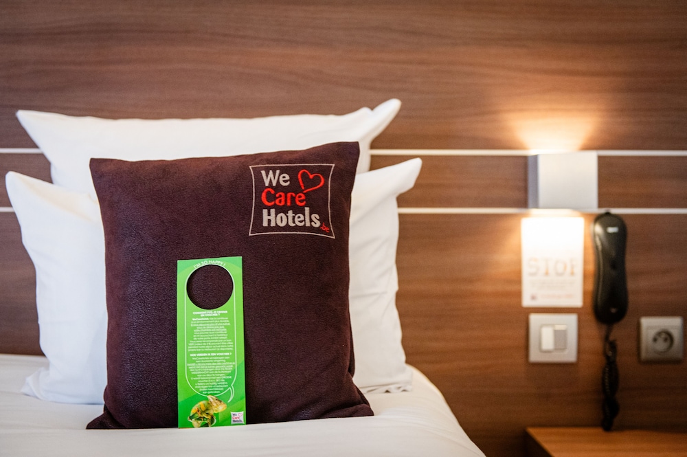 Executive Room - Photo 7