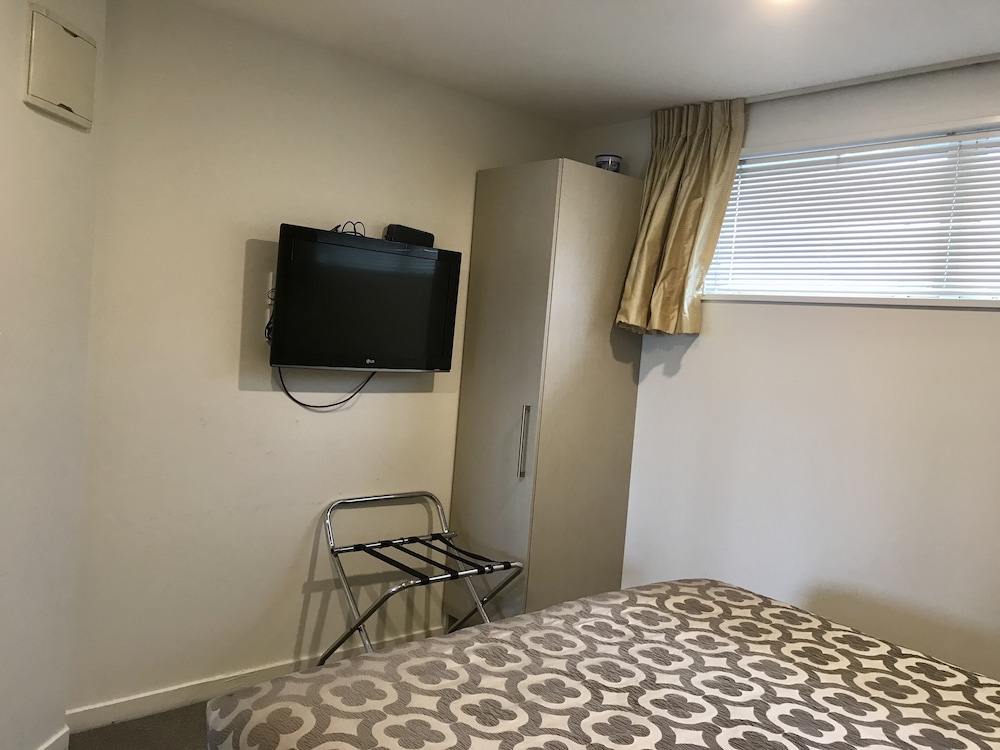 Deluxe Suite, 1 Bedroom - Photo 3