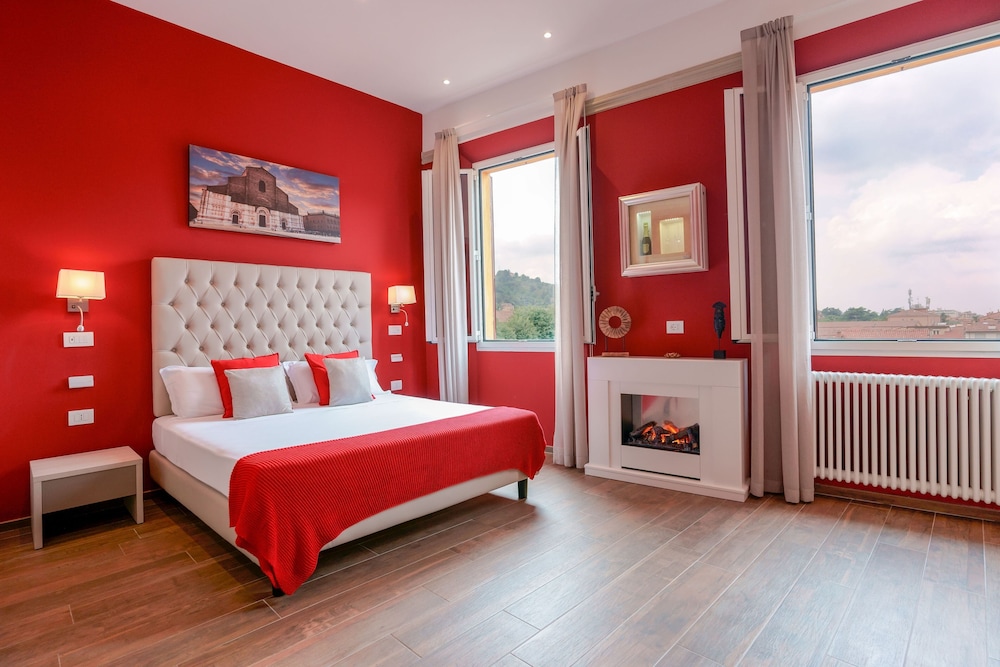 Deluxe Double Room, City View (Tetti Rossi)