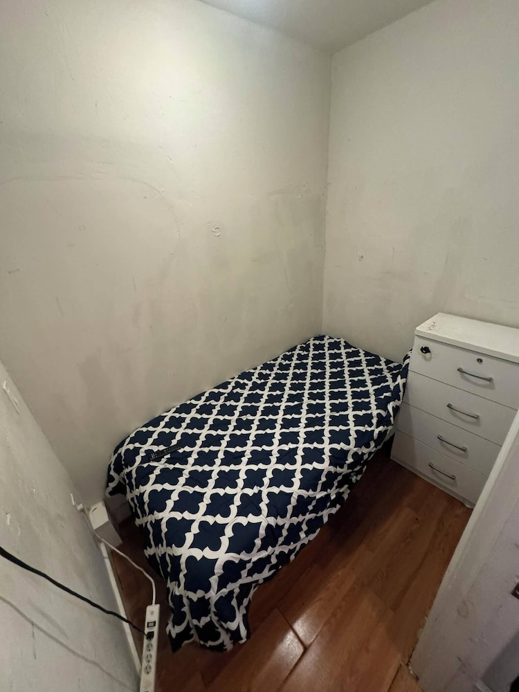 Basic Room photo 1