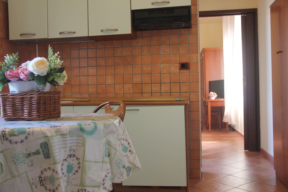 Classic Apartment, 1 Bedroom, Kitchenette photo 1
