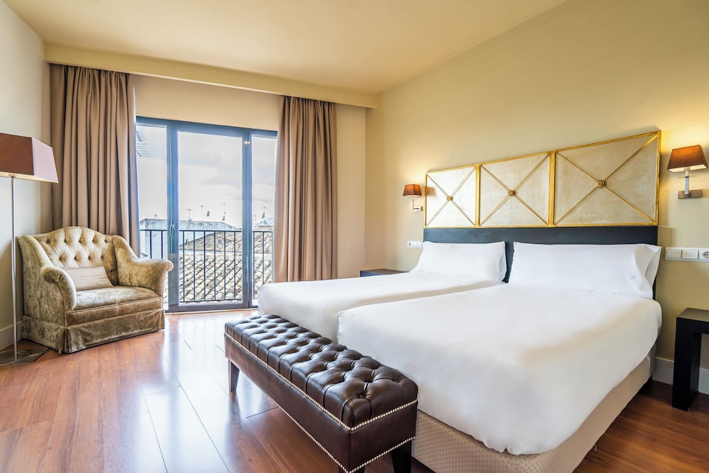 Deluxe Double Room - Photo 1