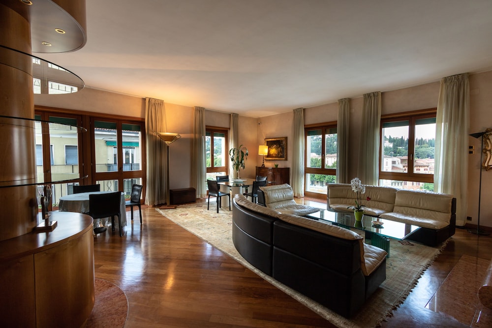 Apartment, 2 Bathrooms (Parking Fee  - Via Nizza 6)