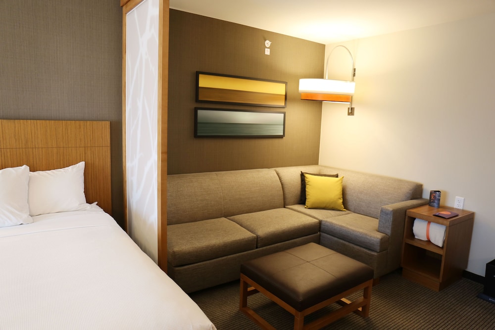 Available room