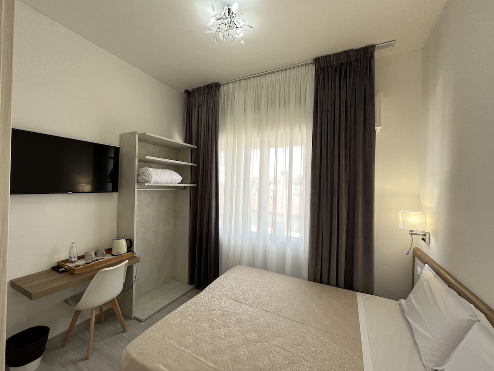 Classic Double or Twin Room photo 1