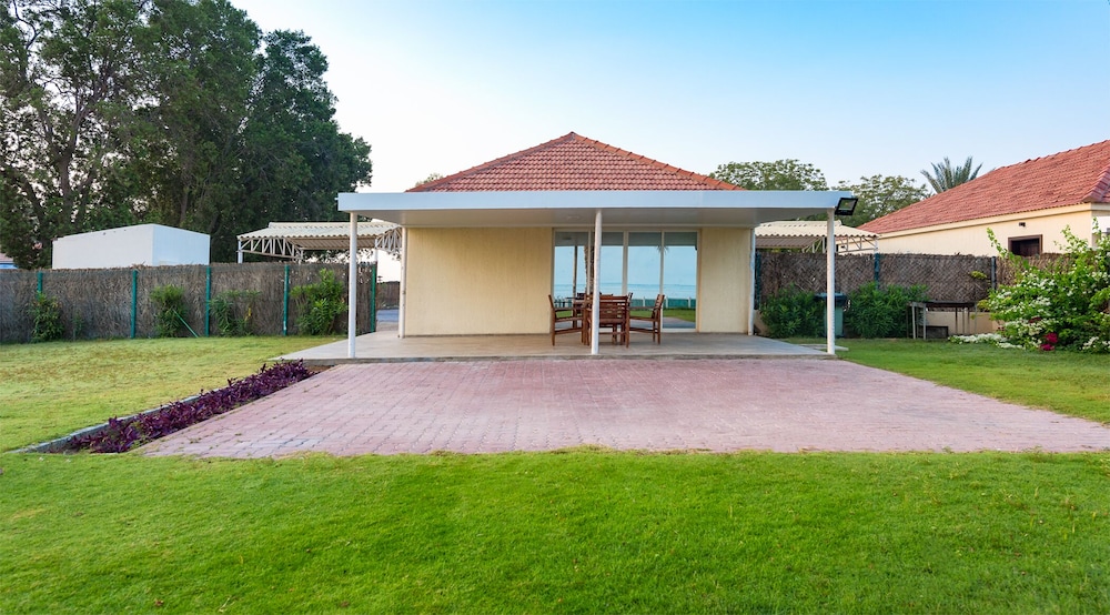 One-Bedroom Villa with Garden View photo 3