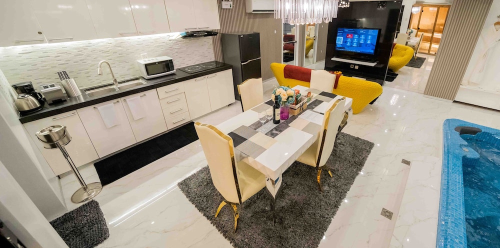 Deluxe Suite, 2 Bedrooms, Private Pool photo 3