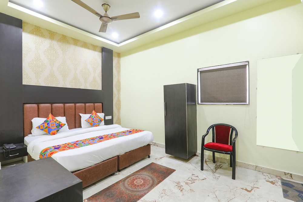 Deluxe Room - Photo 1