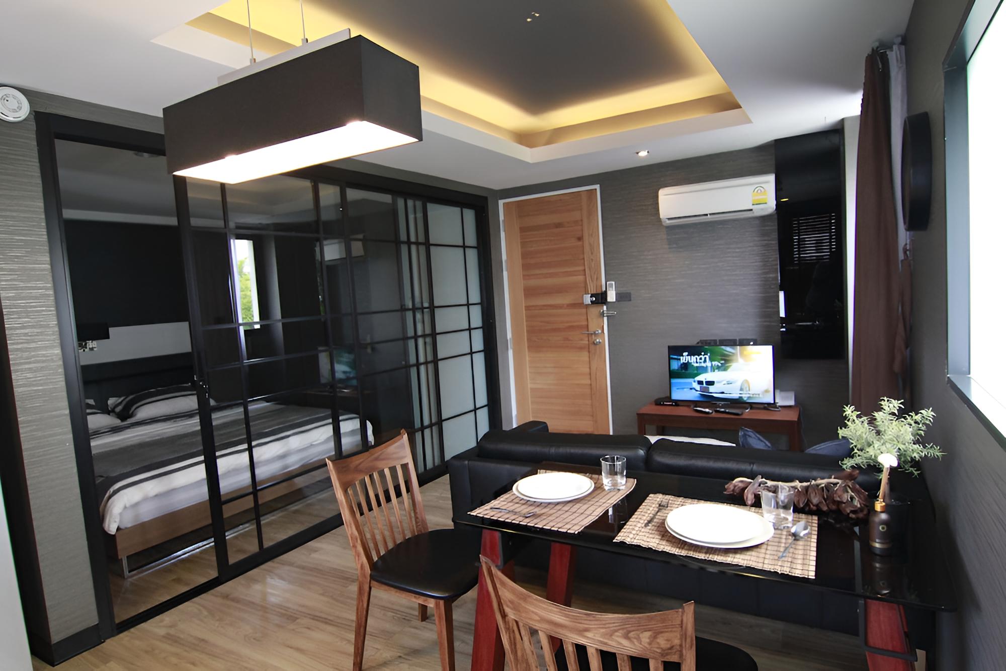 Deluxe Room (Contemporary) photo 3