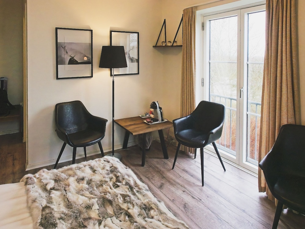 Superior Room - Photo 22