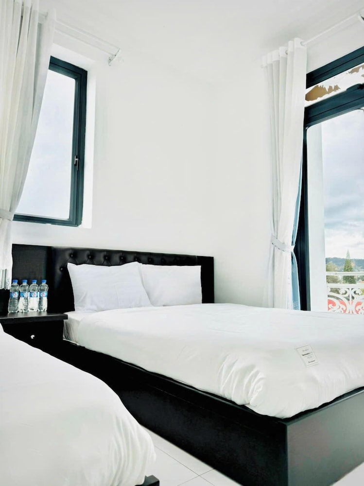 Superior Double Room, 2 Double Beds, Balcony